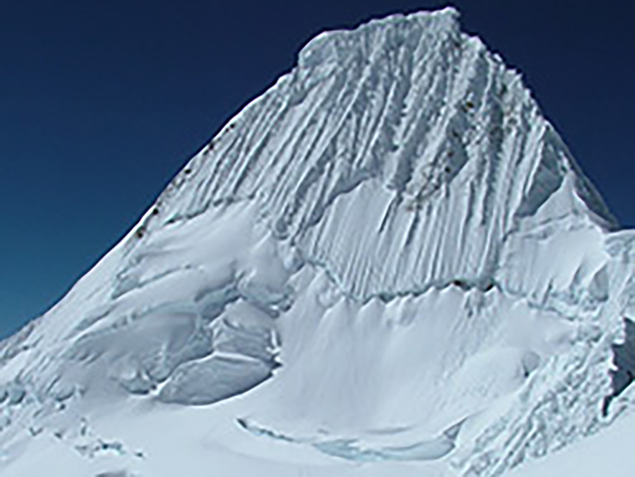 Alpamayo mountain