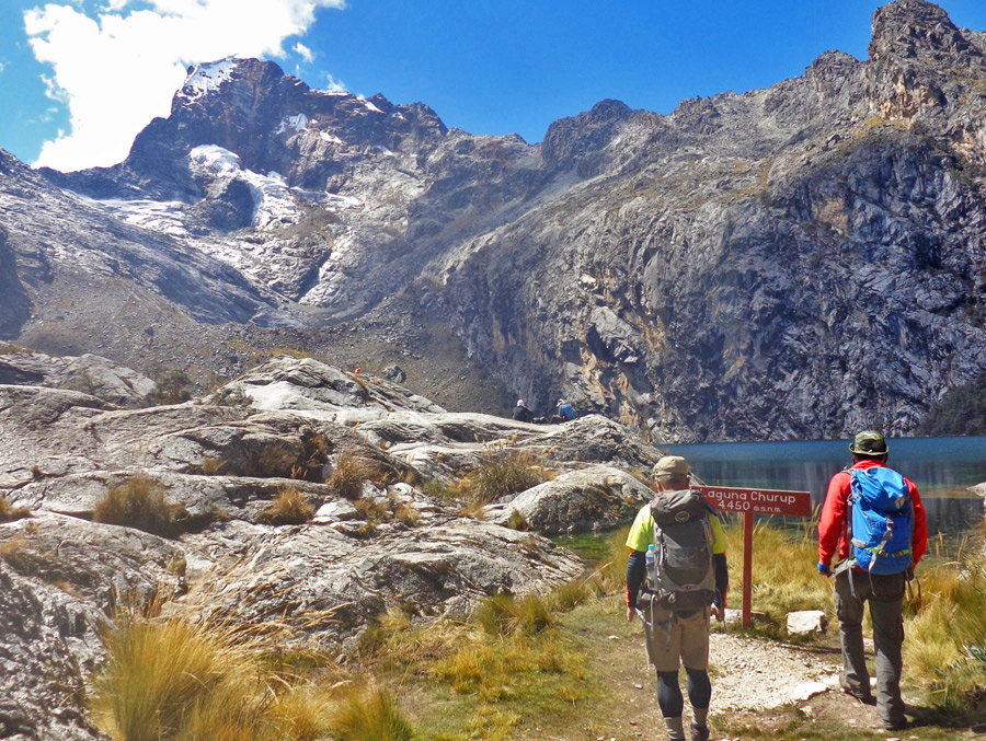 trekking Churup lake