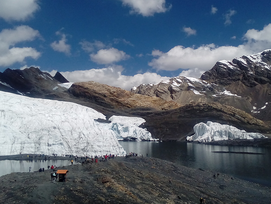 pastoruri mountain